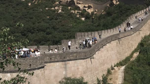 Ampia Panoramica Della Grande Muraglia Cinese Nella Sezione Badaling — Video Stock