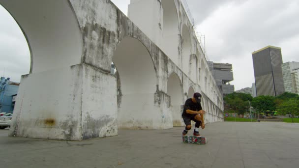 Rio Janeiro Brazylia Czerwca Skater Praktykujących Pobliżu Arcos Lapa Rio — Wideo stockowe