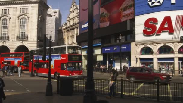 Лондон Великобритания Октябрь 2011 Широкий Снимок Кастрюлей Piccadilly Circus Движения — стоковое видео