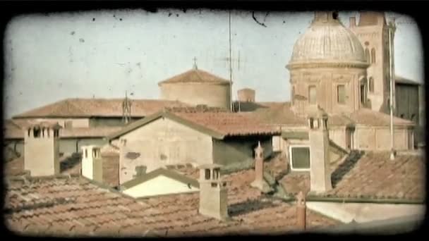 Talyan Çatı Üstleri Sol Geniş Bir Tava Vintage Stilize Video — Stok video