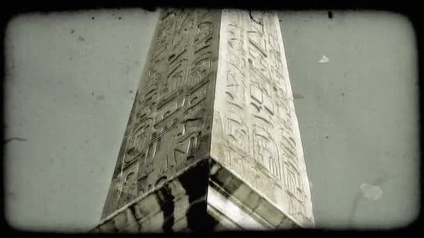 Een Schot Zoek Naar Een Monument Rome Vintage Gestileerde Videoclip — Stockvideo