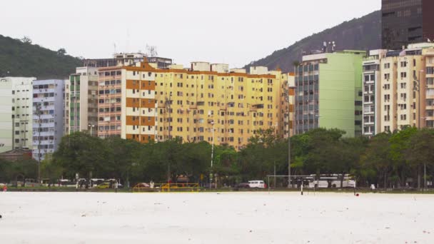 Bâtiments Centre Ville Rio Janeiro Brésil Certaines Personnes Des Véhicules — Video