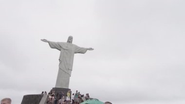 Rio de Janeiro - Haziran 2013: İsa kurtarıcı heykel Corcovado dağ başında