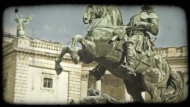 Shot Statue Showing Man Riding Horse Vienna Vintage Stylized Video — Stock Video