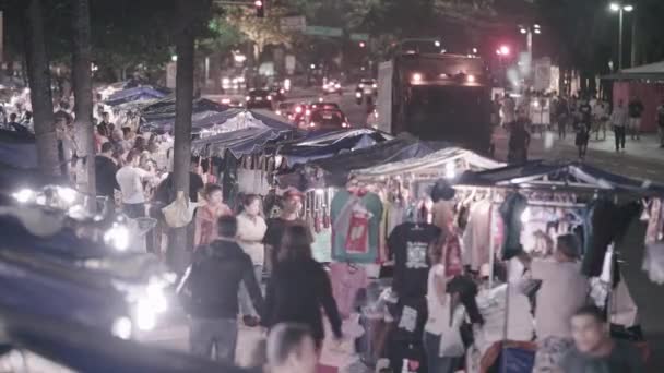 Rio Janeiro Juni 2013 Statisk Bild Tee Shirt Gatuförsäljare Trångt — Stockvideo