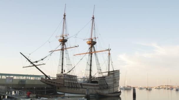 Široký Záběr Mayflower Soumraku Massachusetts — Stock video