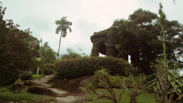 Tracking Shot Stone Steps Large Stone Structures Jardim Botanicos Rio — Stock Video