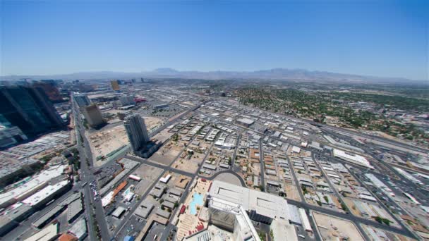 Vista Statica Dal Las Vegas Stratosphere Hotel Traffico Sottostante Montagne — Video Stock