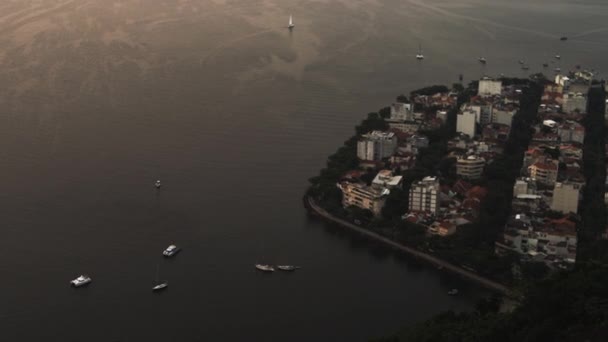 Aérea Lejana Cristo Redentor Río Janeiro Cima Montaña Corcovado Bahía — Vídeos de Stock