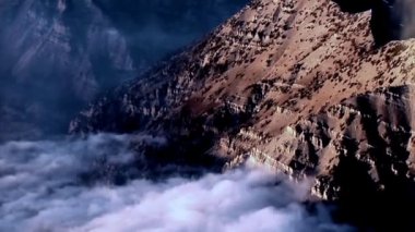 Karla kaplı dağ Zirvesi Utah hava atış. Bu atışı kameramanların gemide iken bir uçak tarafından çekildi.