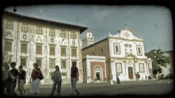 Strzał Ludzie Chodzą Przez Plaza Włochy Starodawny Stylizowane Klip Wideo — Wideo stockowe