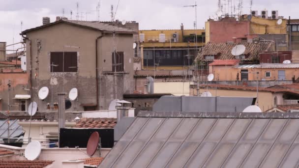 Ett Brett Skott Stadsbilden Hustaken Rom Italien — Stockvideo