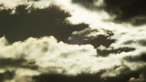 灰色の調子でリオ ジャネイロの空に浮かぶ雲のコマ落とし撮影 — ストック動画