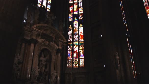 Vue Large Église Vitrail Avec Inclinaison Jusqu Plafond Milan Italie — Video
