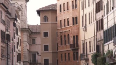 Bir atış bazı daire yapılar Roma İtalya.