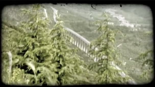 Egy Híd Olaszország Tetején Egy Hegy Vintage Stilizált Videoklip — Stock videók