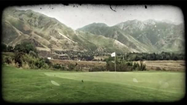 Beautiful Pan Green Tree Lined Golf Course High Rising Rocky — Stock Video