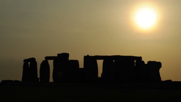 Wide Timelapse Silhouette Ancient Structure Sunset — Stock Video