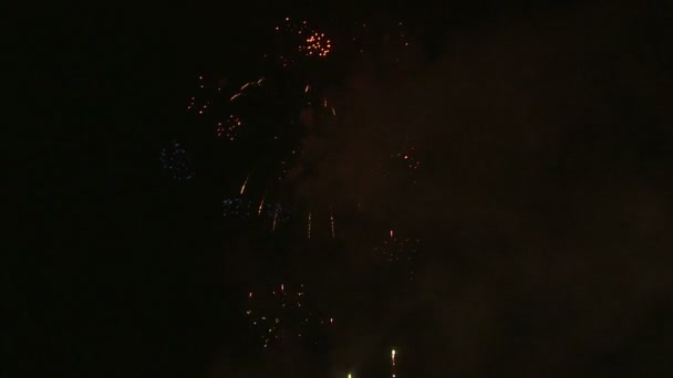 Shot Fireworks Exploding Night Sky — Stock Video