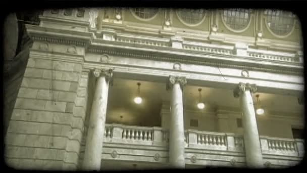 Langzame Pan Van Interieur Van Utah Capitol Met Marmeren Kolommen — Stockvideo