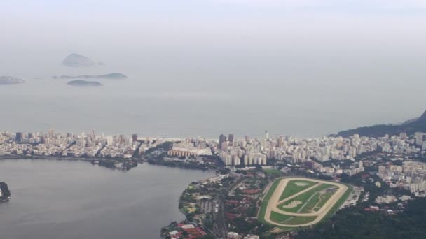 Luftaufnahme Der Stadt Rio Janeiro Die Den Corcovado Umgibt Das — Stockvideo