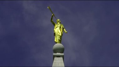 Mormon Tapınağı Salt Lake City, Utah üstüne Angel Moroni heykeli altın.