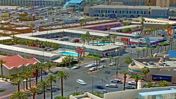Panning Time Lapse Shot Intersection Hotels Las Vegas Taken Day — Stock Video