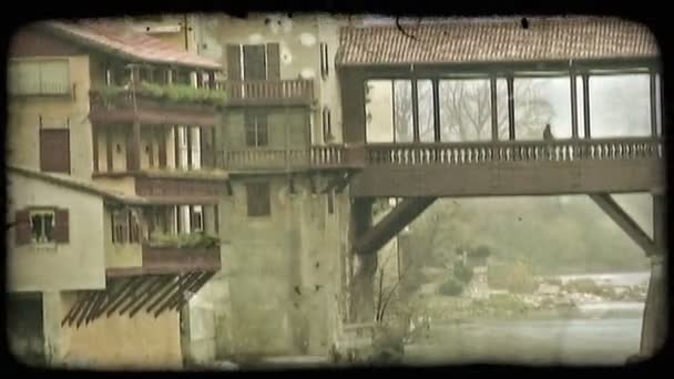 Tiro Puente Cubierto Sobre Río Italia Vintage Clip Vídeo Estilizado — Vídeos de Stock