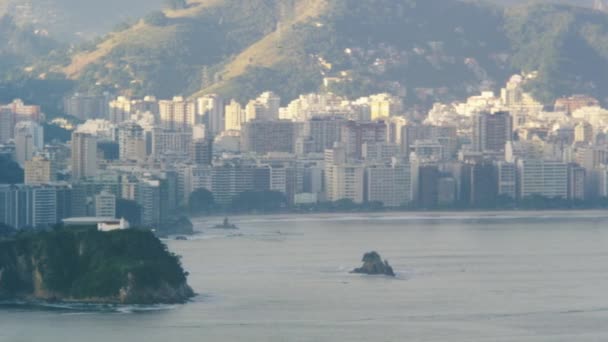 Slow Long Shot Pan Beachfront Rio Janeiro Shot Guanabara Bay — Stock Video