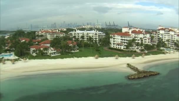 Una Toma Aérea Hoteles Una Playa Miami — Vídeos de Stock