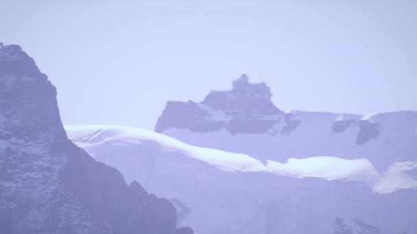 Вершины Снежных Швейцарских Альп Солнечный День Filmed Швейцарии — стоковое видео