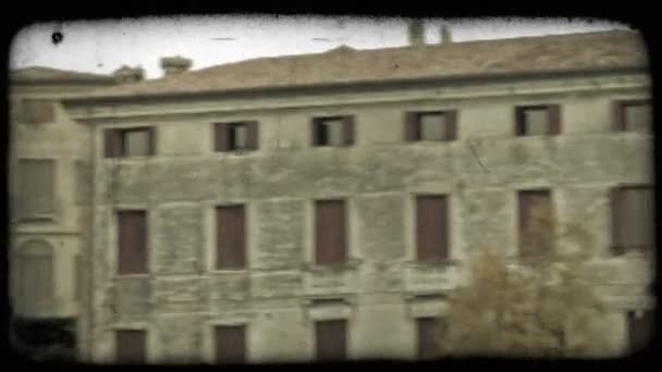 Panorera Vänster Skott Hustaken Italiensk Stad Vintage Stiliserade Videoklipp — Stockvideo