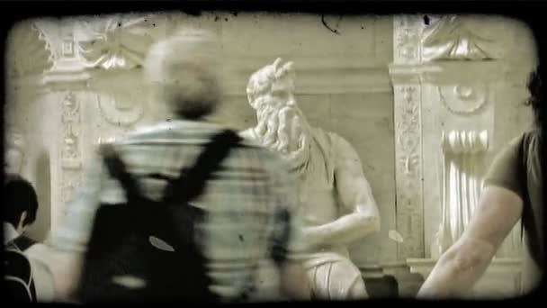 Bir Talyan Katedrali Bir Heykelinin Bir Kadeh Vintage Stilize Video — Stok video