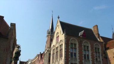 Brugge, Belçika'daki bir kilise kule kadeh