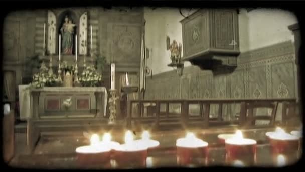 Kerzenschein Einer Italienischen Kathedrale Vintage Stilisierter Videoclip — Stockvideo