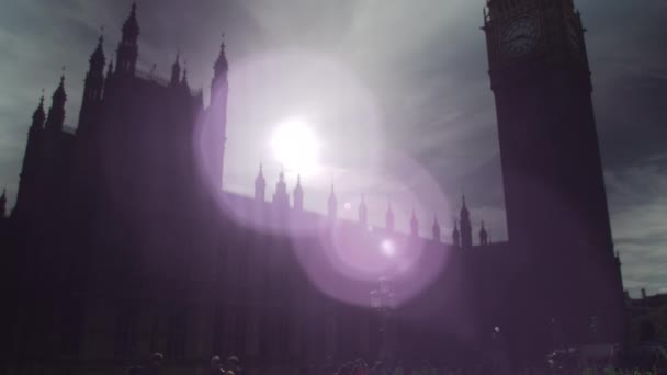 London October 2011 Camera Starts Moving Upwards Street Level Some — Stock Video