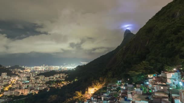 Časová Prodleva Mraky Zakrývající Socha Krista Spasitele Nad Rio Janeiro — Stock video