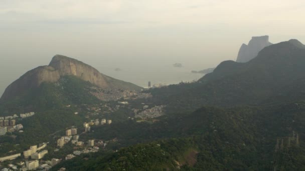 Panorama Aereo Che Domina Rio Janeiro Brasile Baia Guanabara Montagne — Video Stock