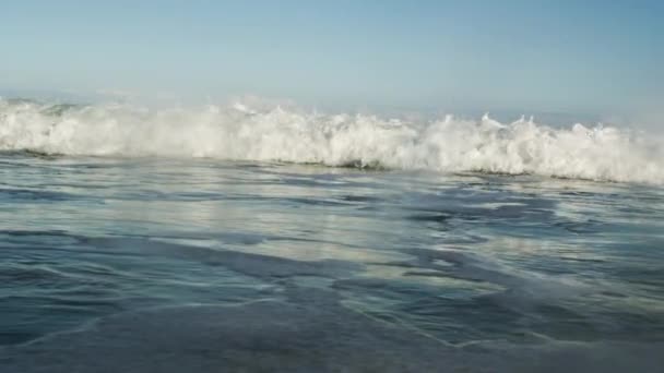 Staattista Materiaalia Aallosta Atlantin Valtamerellä Rio Janeirossa Brasiliassa Aalto Kulkee — kuvapankkivideo
