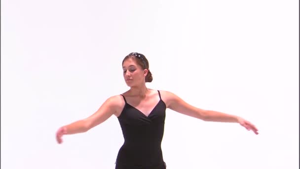 Ballerine Dansante Sur Fond Blanc — Video