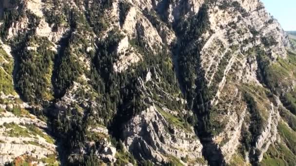 Hava Atış Provo Kanyon Kayalıklarla Sırtlar Rock Açıkça Görülebilir Gün — Stok video