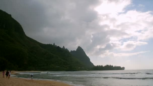 Haena Beach Kauai Hawaiin Adaları Kuzey Ucunda Okyanusun Bir Timelapse — Stok video