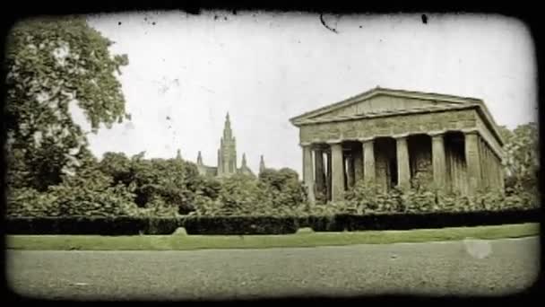 Ett Skott Trädgård Wien Och Antik Struktur Vintage Stiliserade Videoklipp — Stockvideo