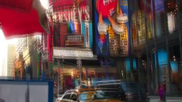 New York Usa Circa March 2015 Tilt Pan World Taxi — Vídeo de stock