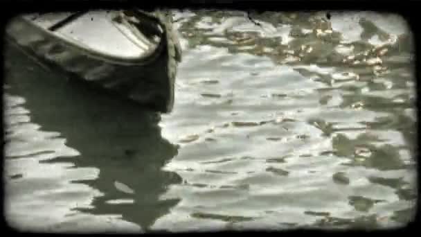 Statische Aufnahme Eines Gondoliere Der Seine Gondel Wasser Venedig Italien — Stockvideo