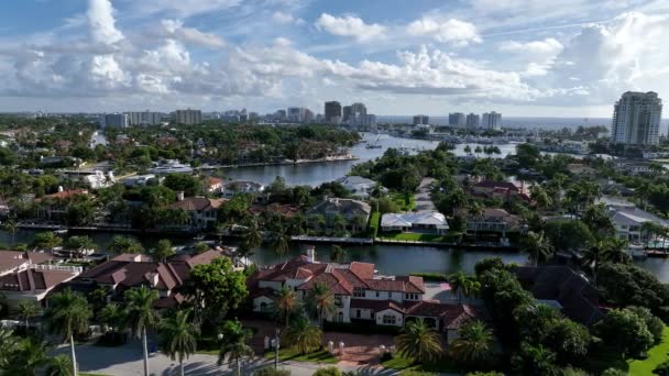 Aerial View Fort Lauderdale Florida Viewing Houses Throughout Waterway — Αρχείο Βίντεο