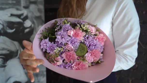 Bouquet Fresh Flowers Loved One — Stock Video