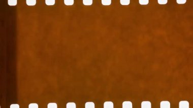 Çerçevede eski film eriyor