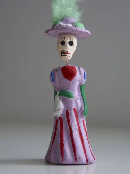 Ölülerin oyuncak günü