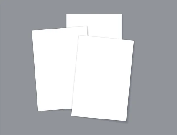 Pages Papier Vides Pile Réaliste Maquettes Documents Une Pile Lettres — Image vectorielle